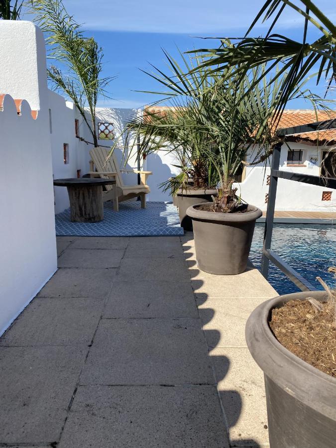 Hotel Du Pont Blanc Saintes-Maries-de-la-Mer Luaran gambar